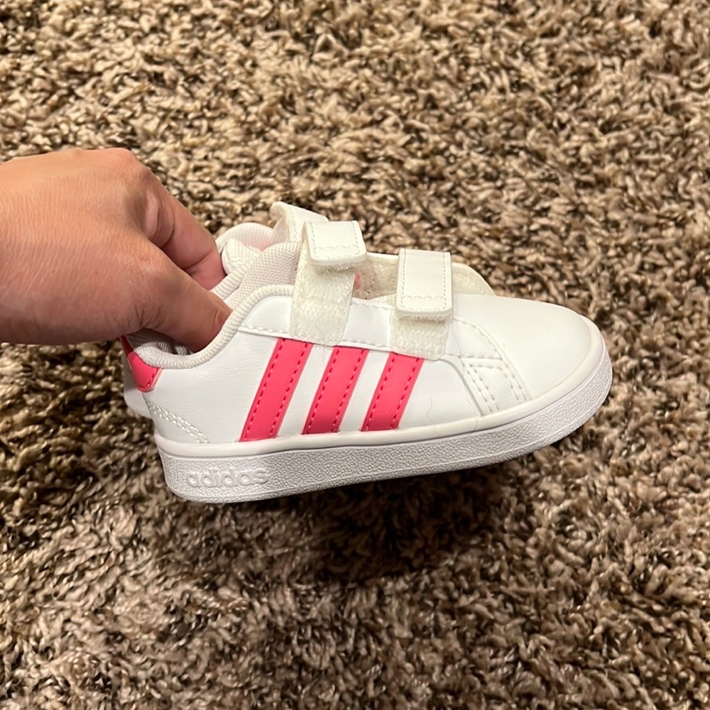 adidas baby girl shoes